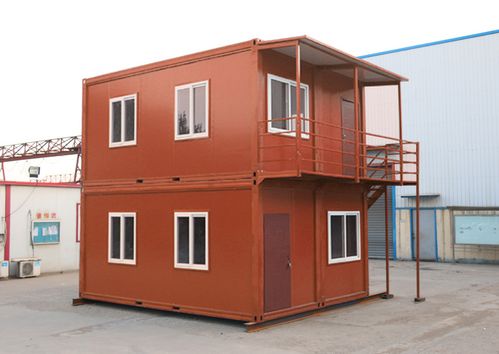 集裝箱式活動(dòng)房圖 四個(gè)20尺的集裝箱活動(dòng)房可以拼接成如圖的樣子,也可